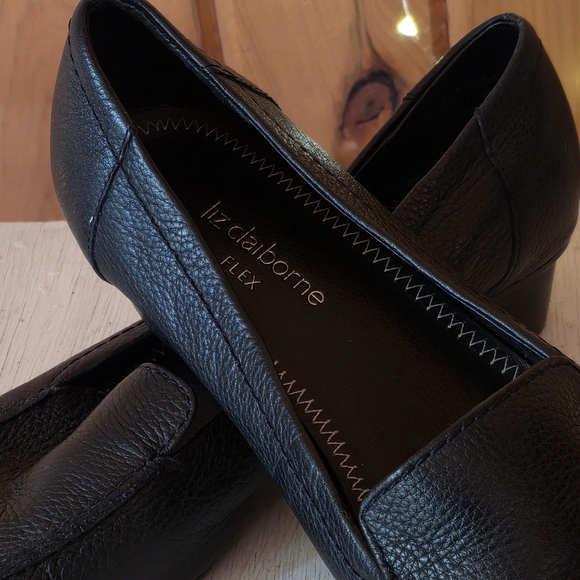 Liz Claiborne Shoes - Vintage Liz Claiborne Leather Loafers